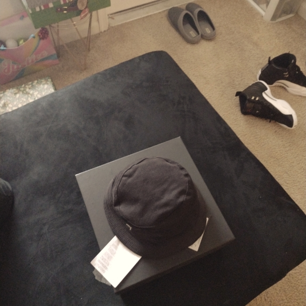 Neil Barrett bucket hat (unworn)